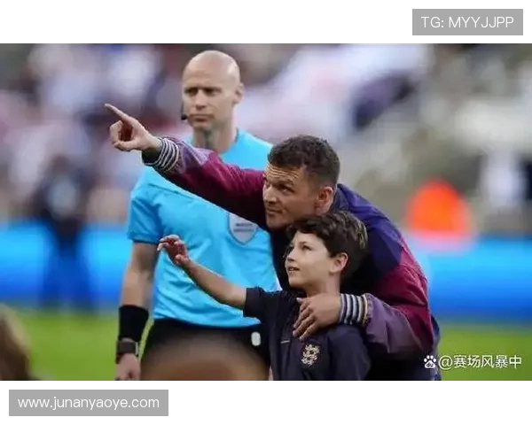 波黑球童自曝偷唐纳鲁马小抄为国家考虑 波黑球童自曝偷唐纳鲁马小抄为国家考虑